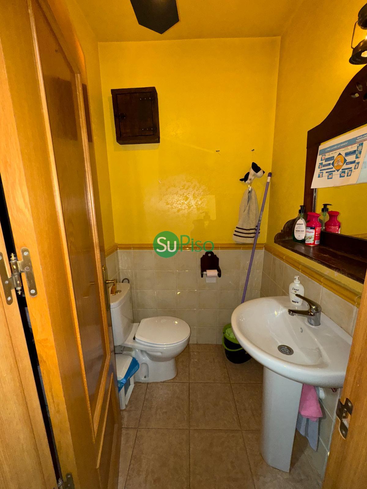 For sale of chalet in Yeles
