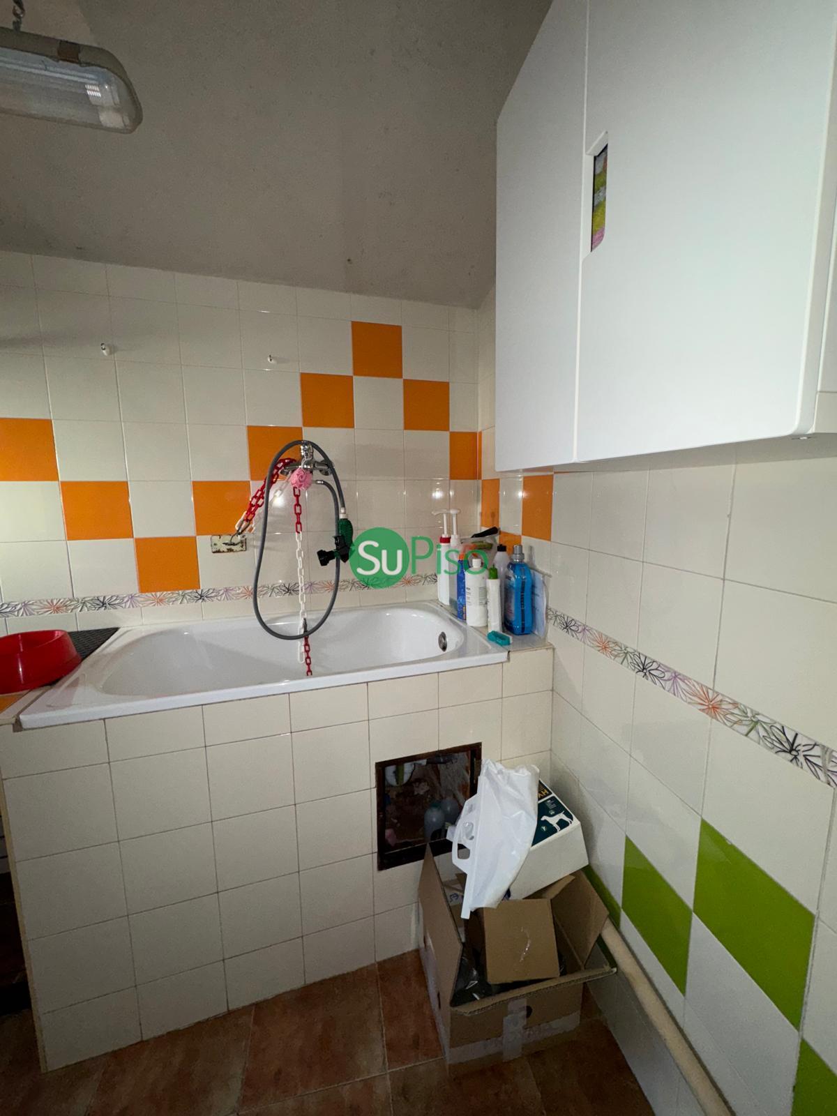 For sale of chalet in Yeles