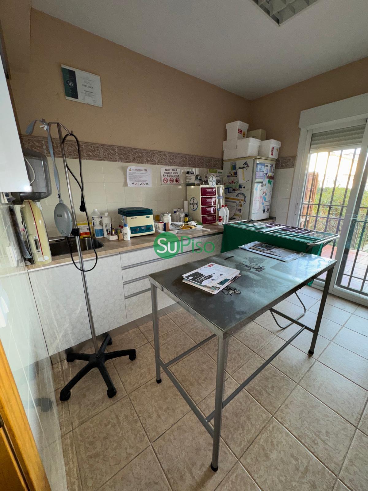 For sale of chalet in Yeles