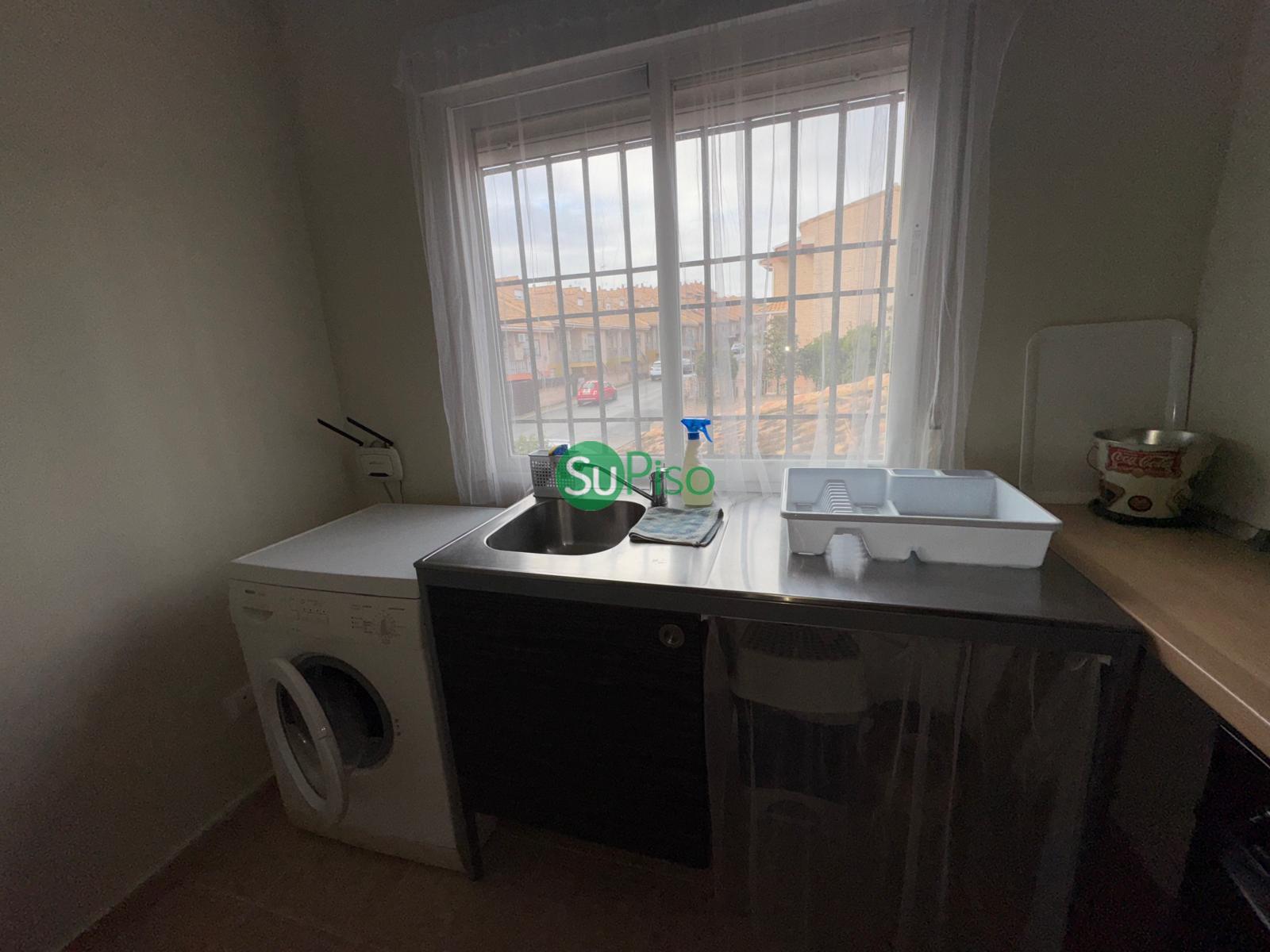 For sale of chalet in Yeles