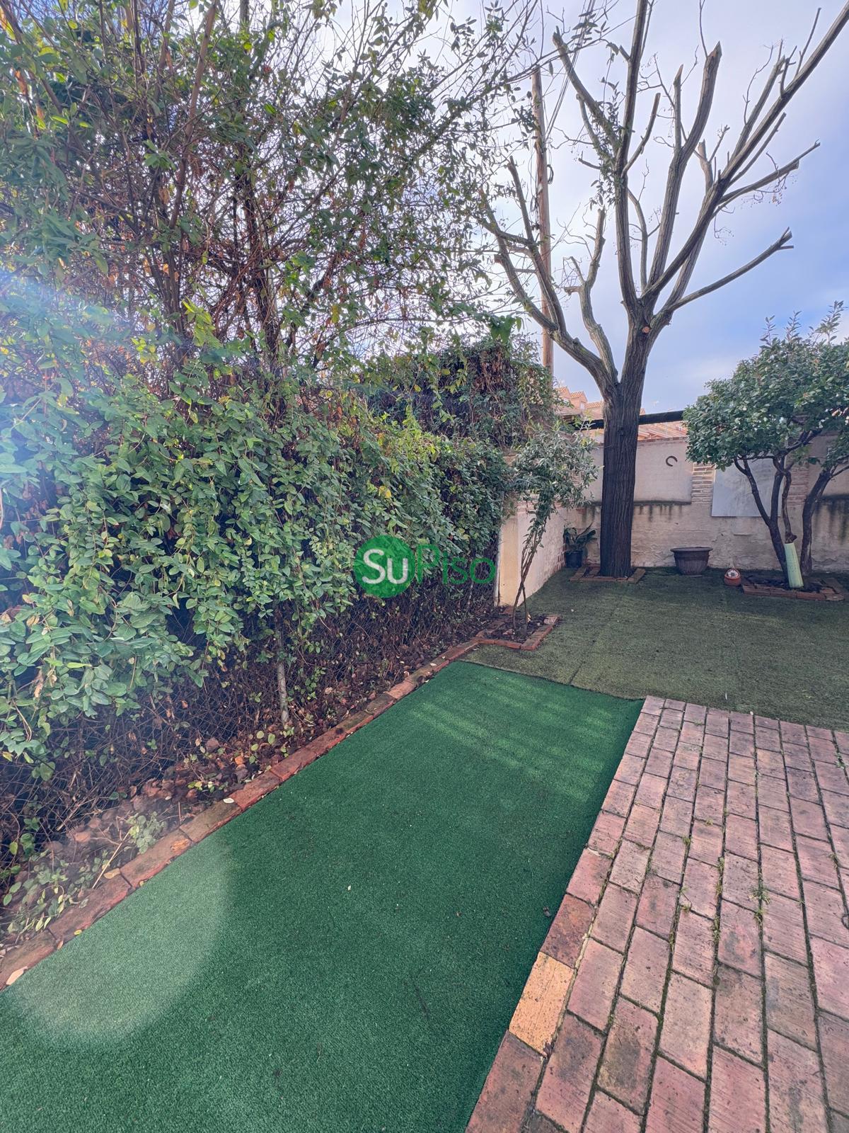 For sale of chalet in Yeles