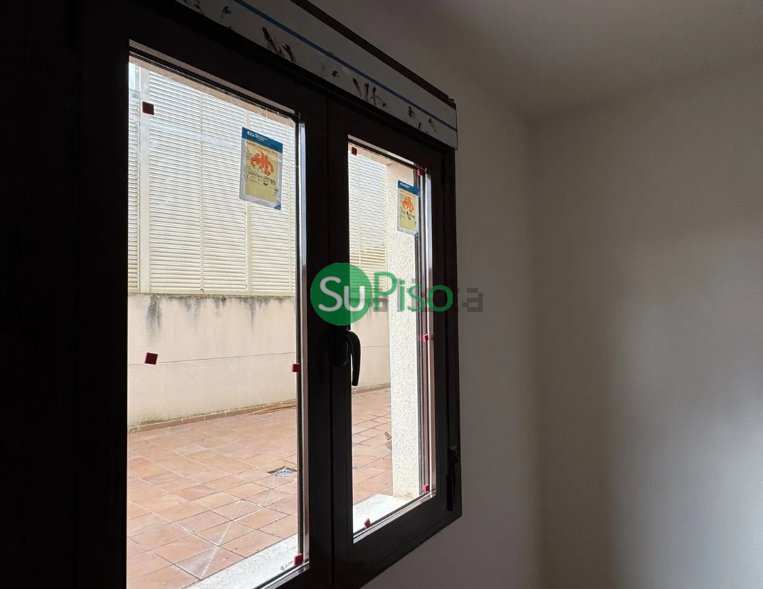 For sale of flat in Camarena