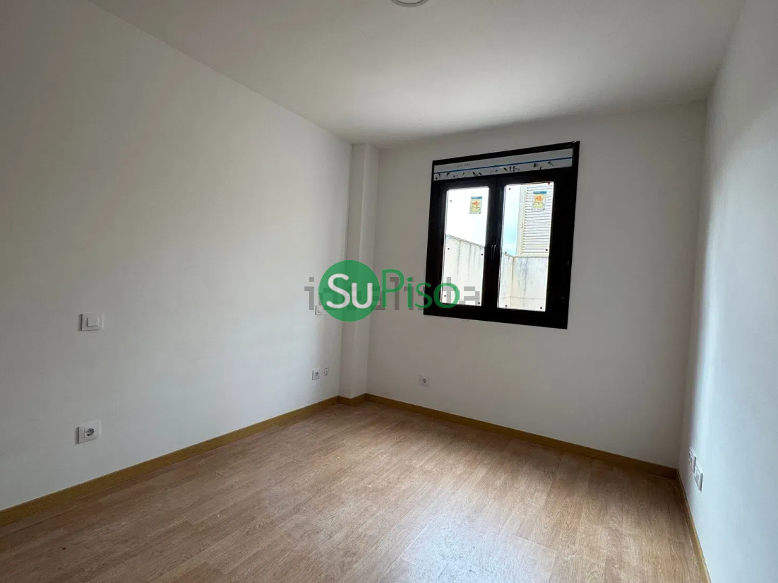 For sale of flat in Camarena