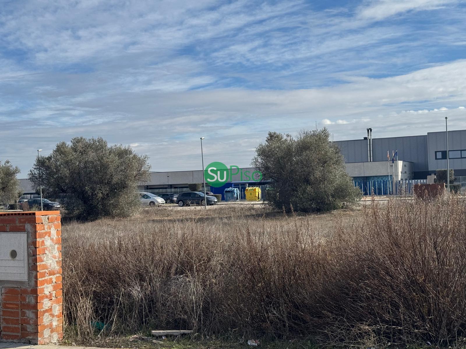 For sale of land in Yeles