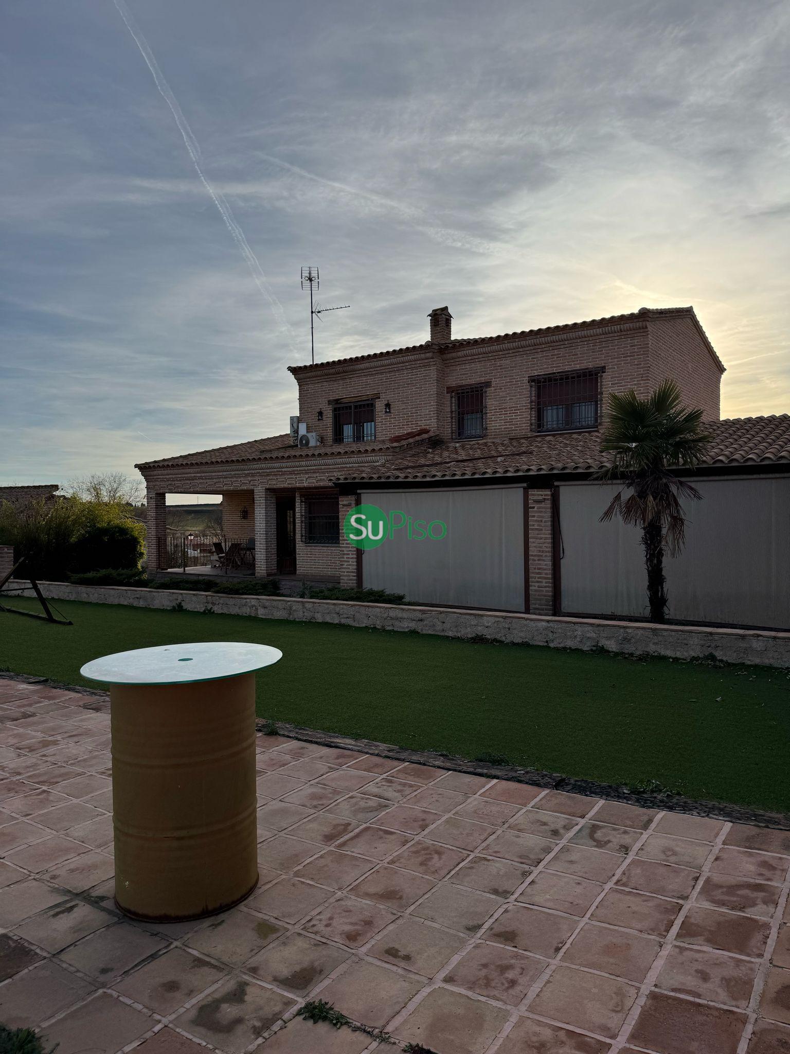 Venta de casa en Yeles