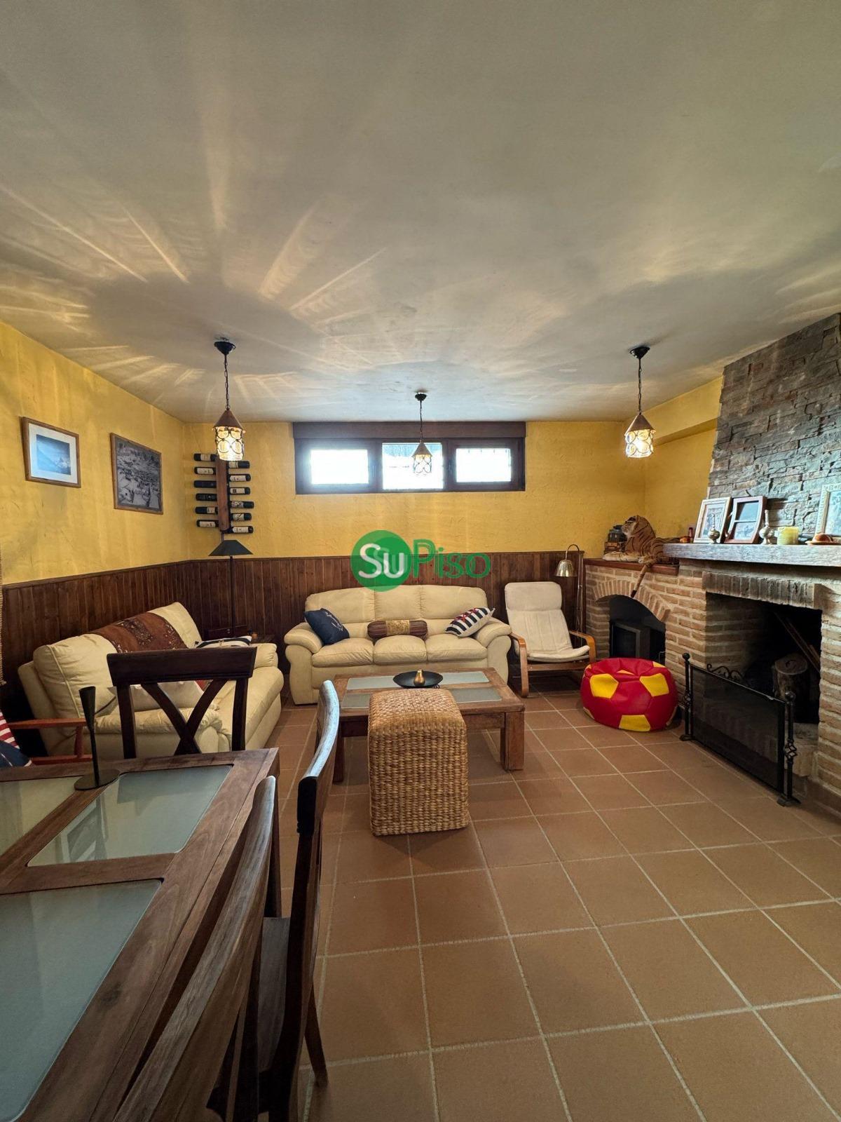 Venta de chalet en Yeles