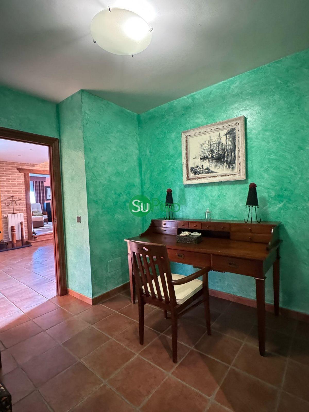Venta de chalet en Yeles