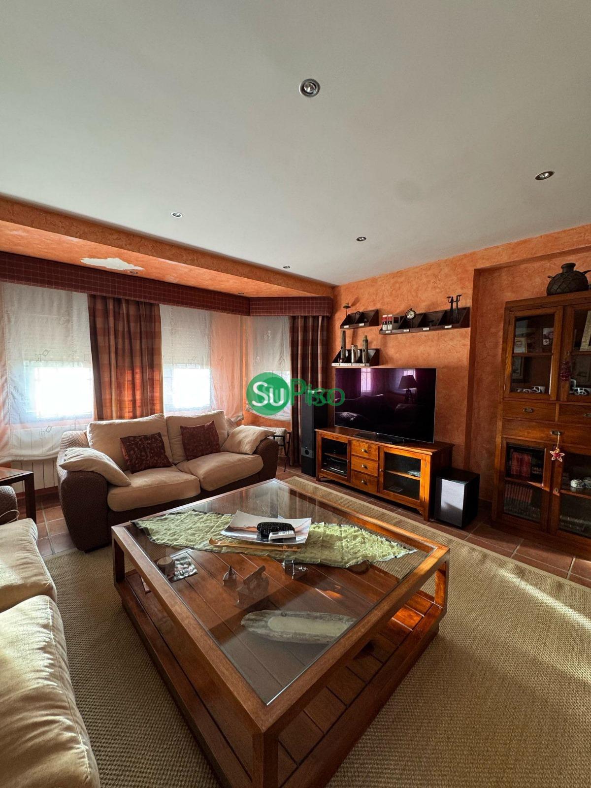 Venta de chalet en Yeles