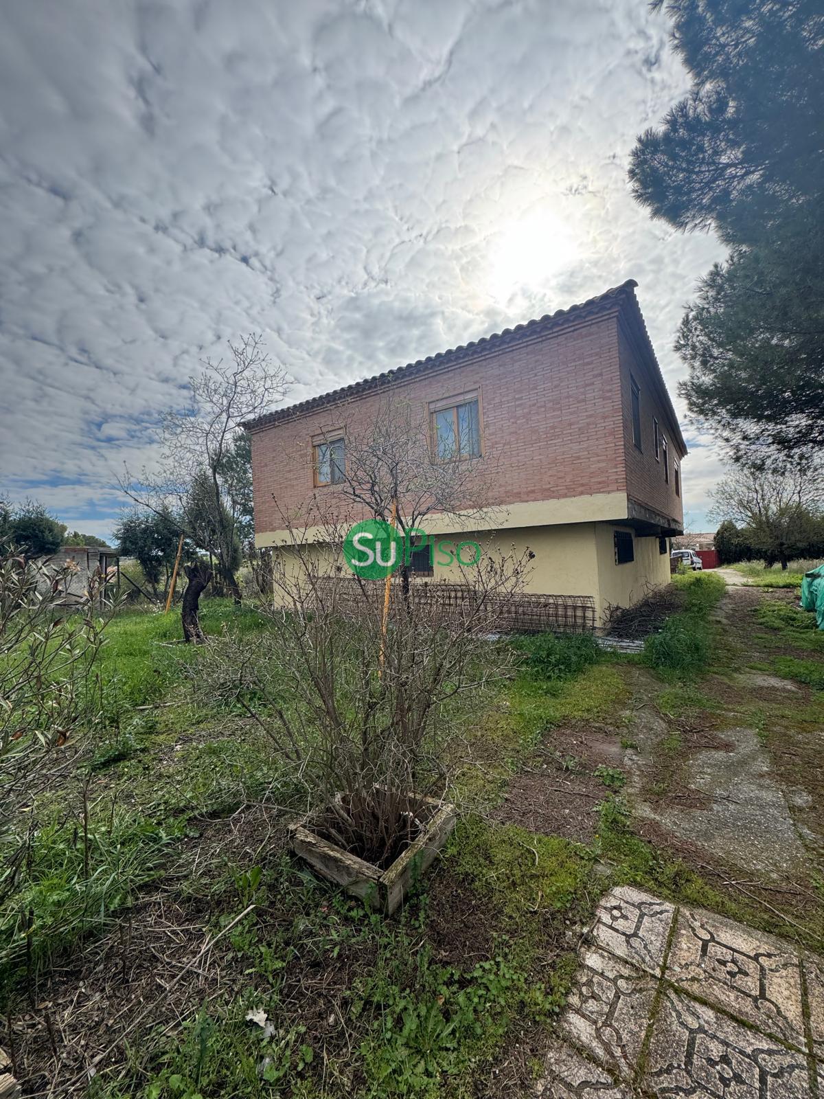 For sale of house in Yeles