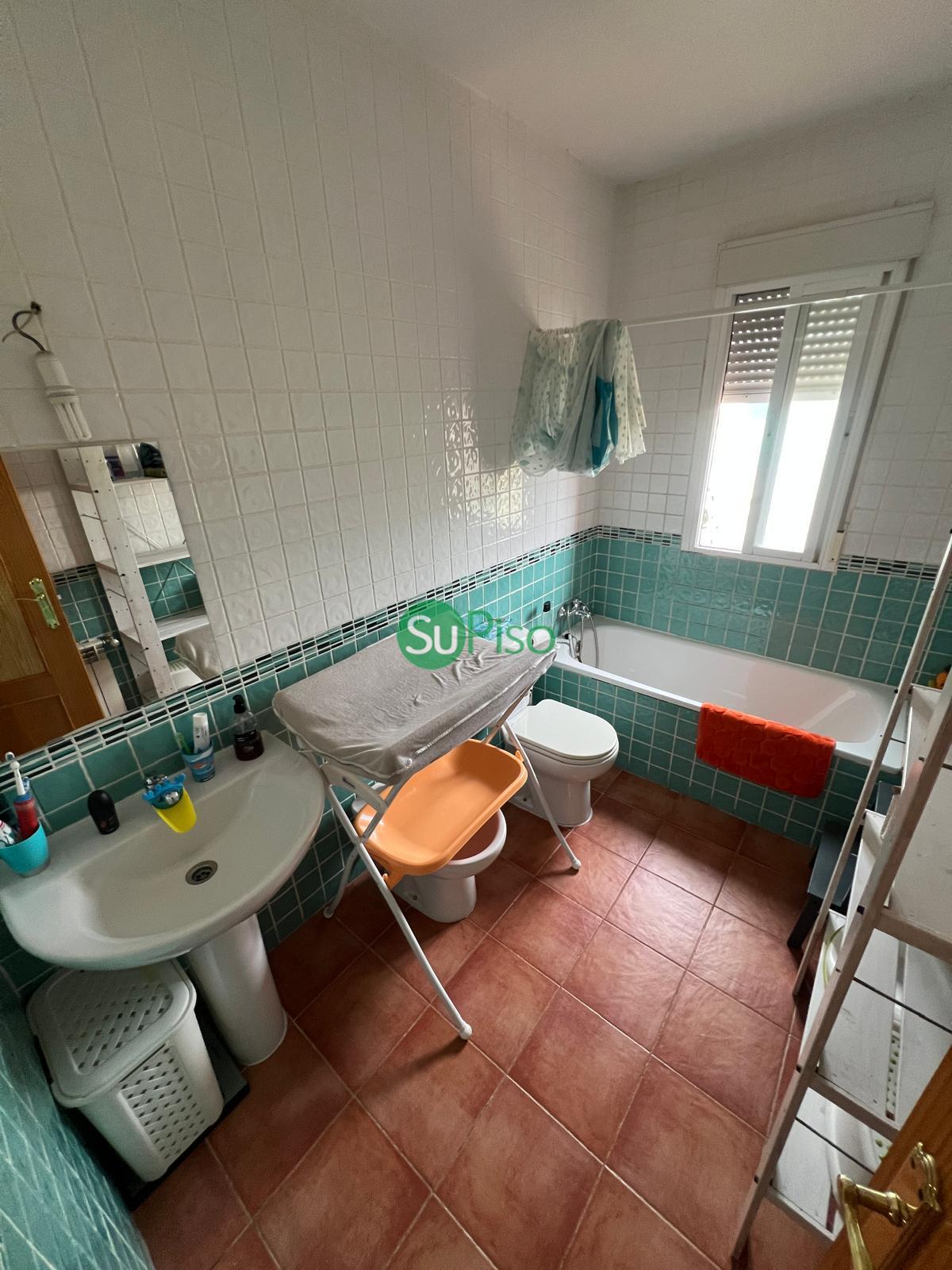For sale of chalet in Yeles