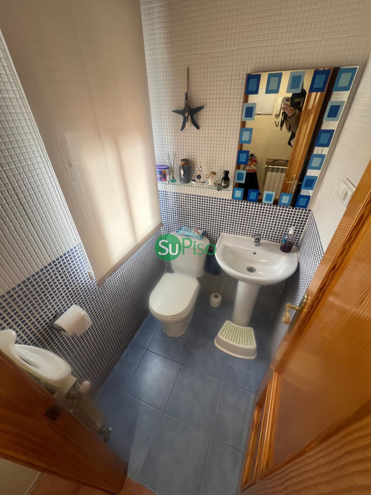 For sale of chalet in Yeles