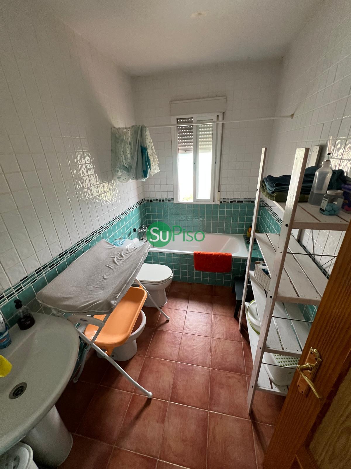 For sale of chalet in Yeles