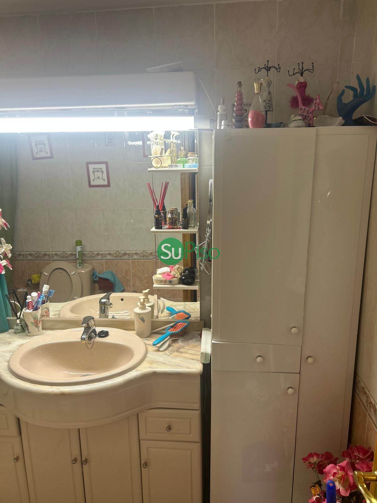 For sale of house in Yeles