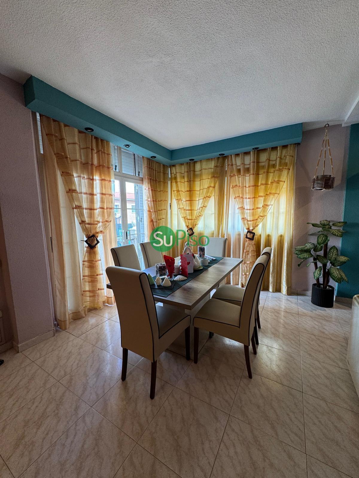 For sale of chalet in Yeles