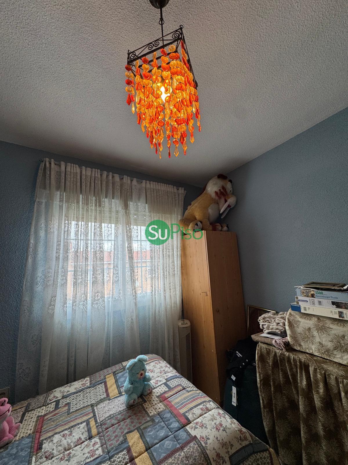 For sale of chalet in Yeles