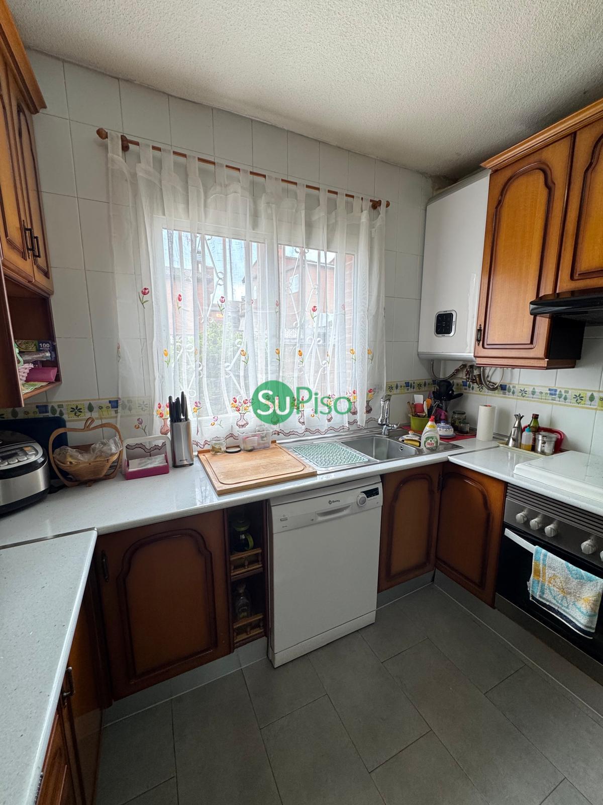 For sale of chalet in Yeles