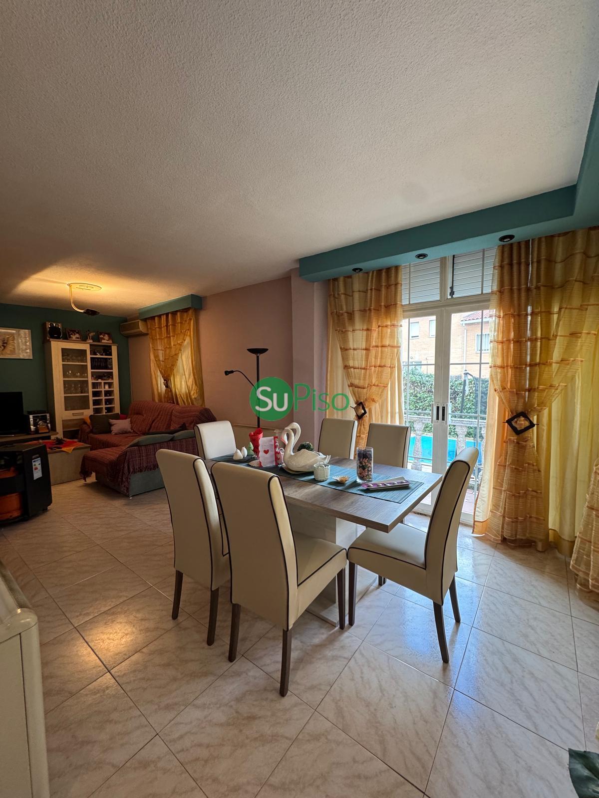For sale of chalet in Yeles