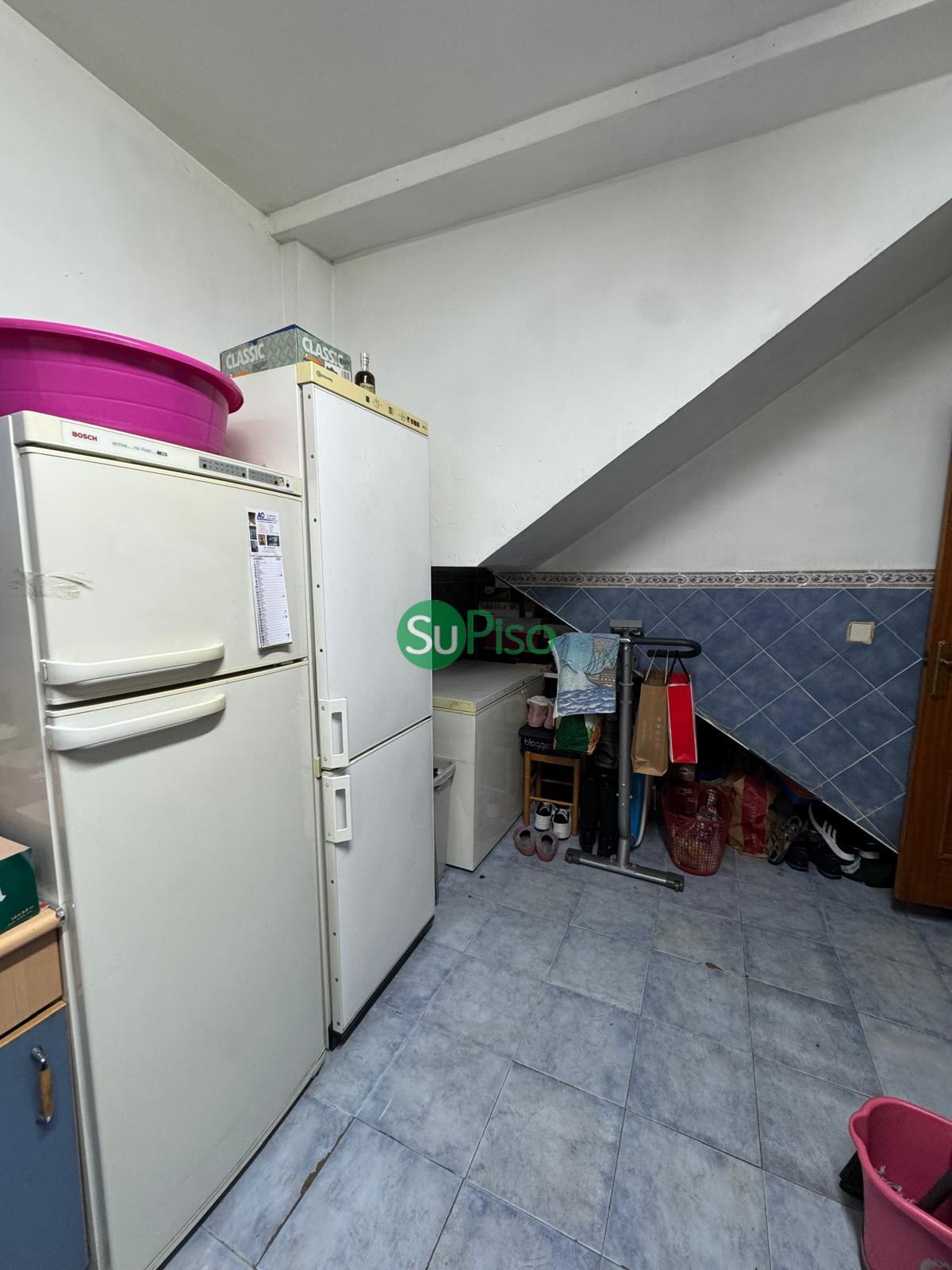 For sale of chalet in Yeles
