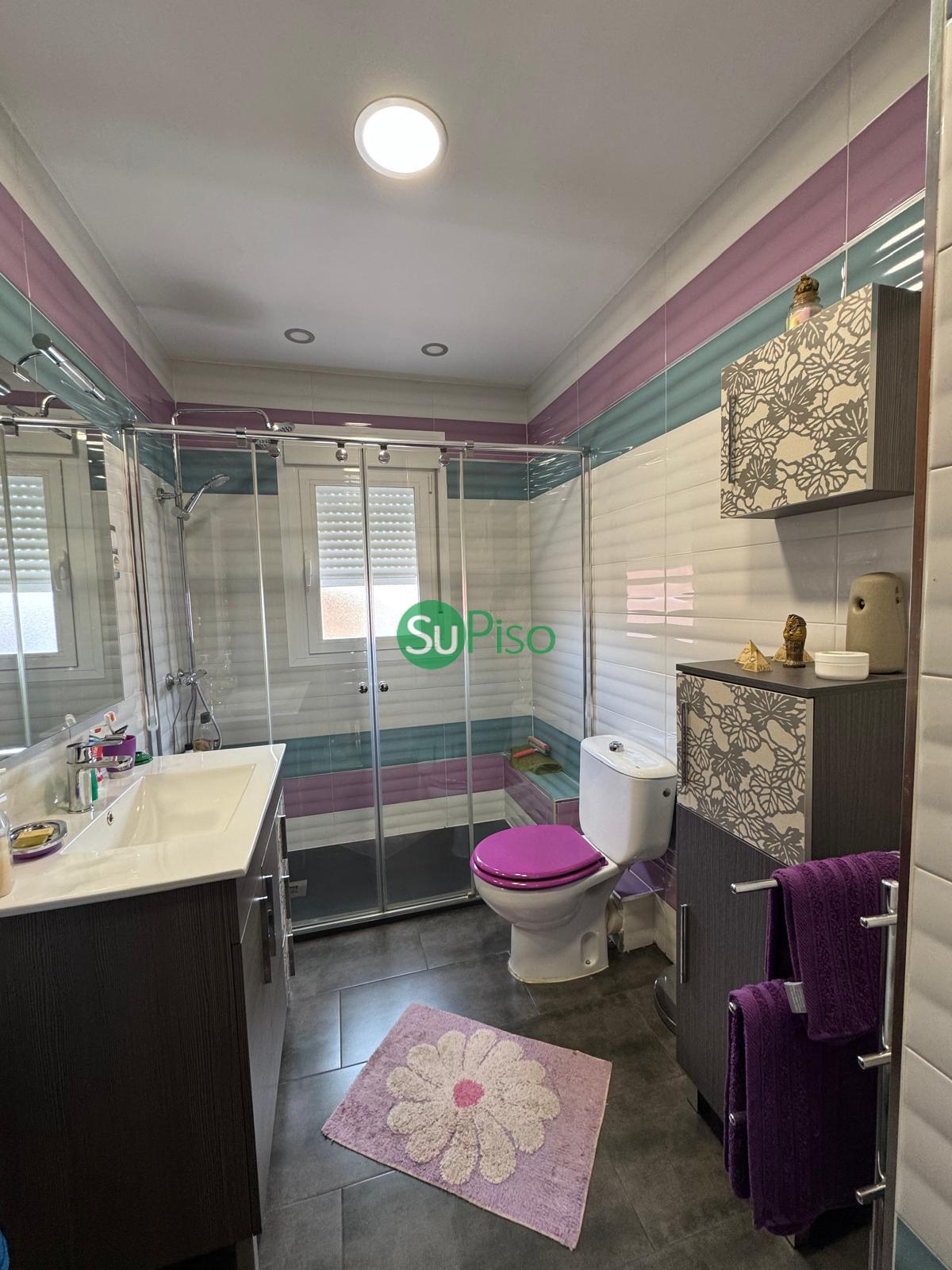 For sale of chalet in Yeles