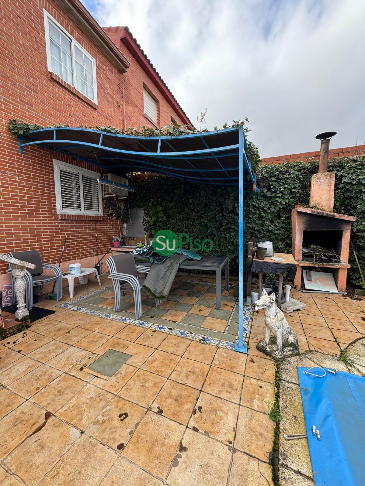 For sale of chalet in Yeles