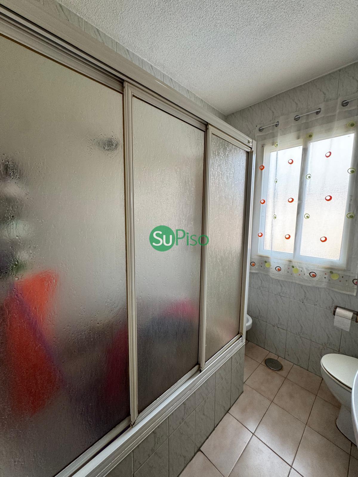 For sale of chalet in Yeles