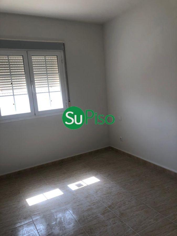 For sale of chalet in Yeles