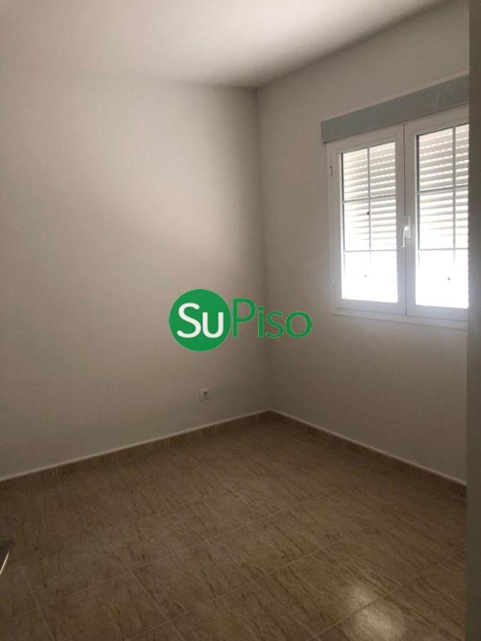 For sale of chalet in Yeles