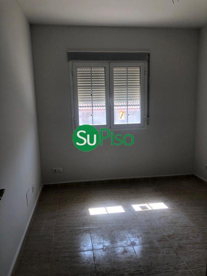 For sale of chalet in Yeles