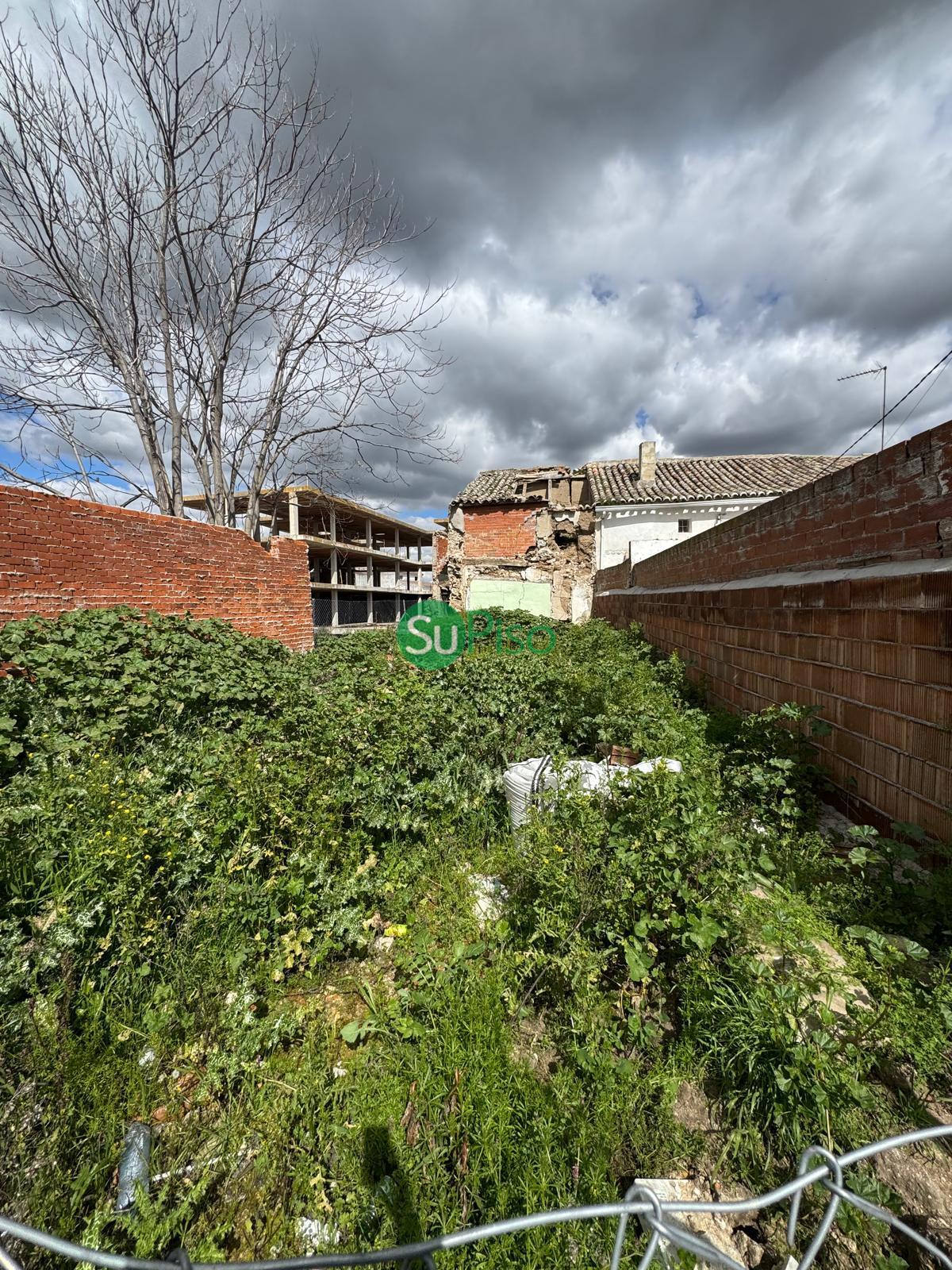 Venta de terreno en Cedillo del Condado