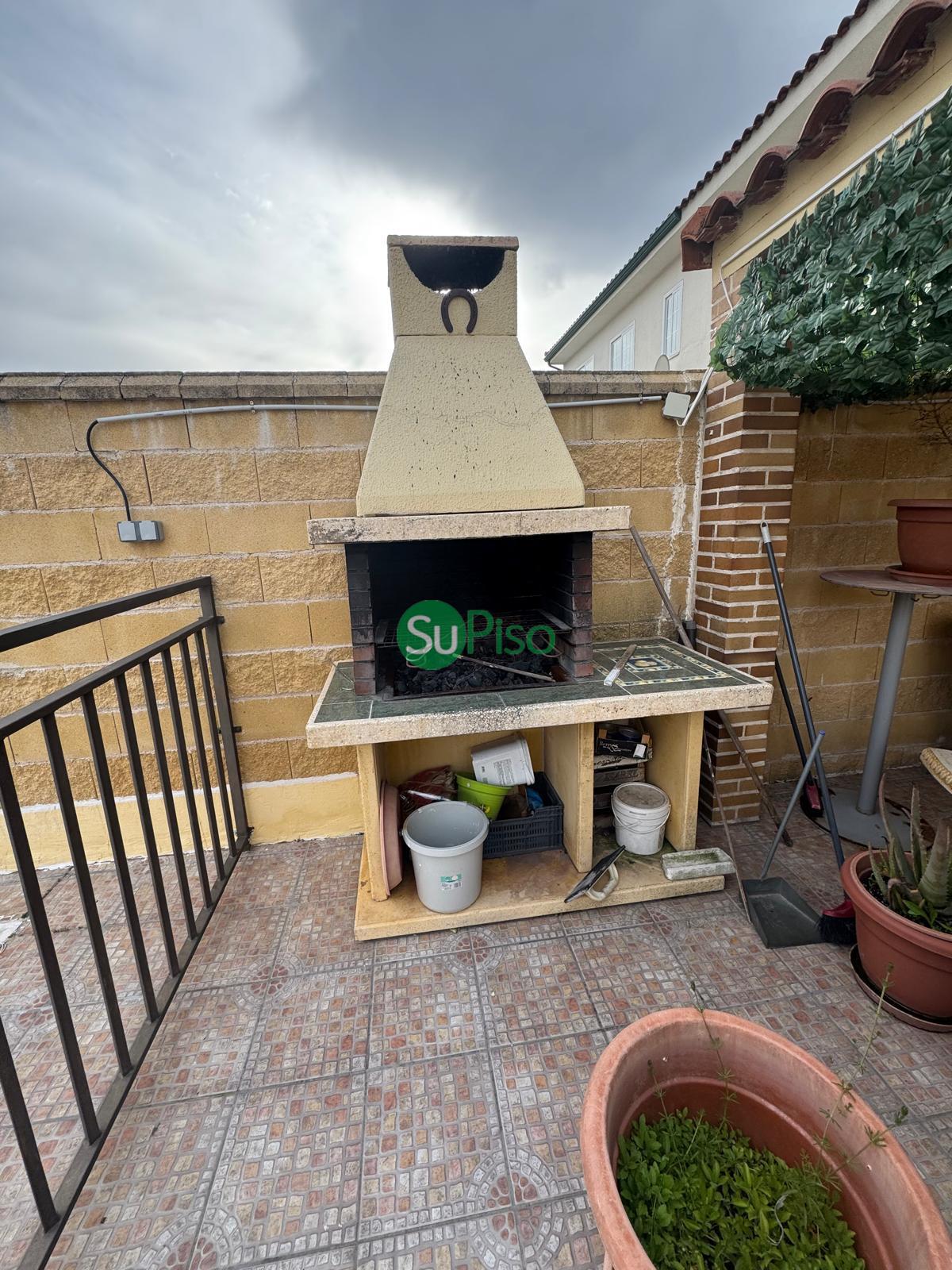 For sale of chalet in Yeles