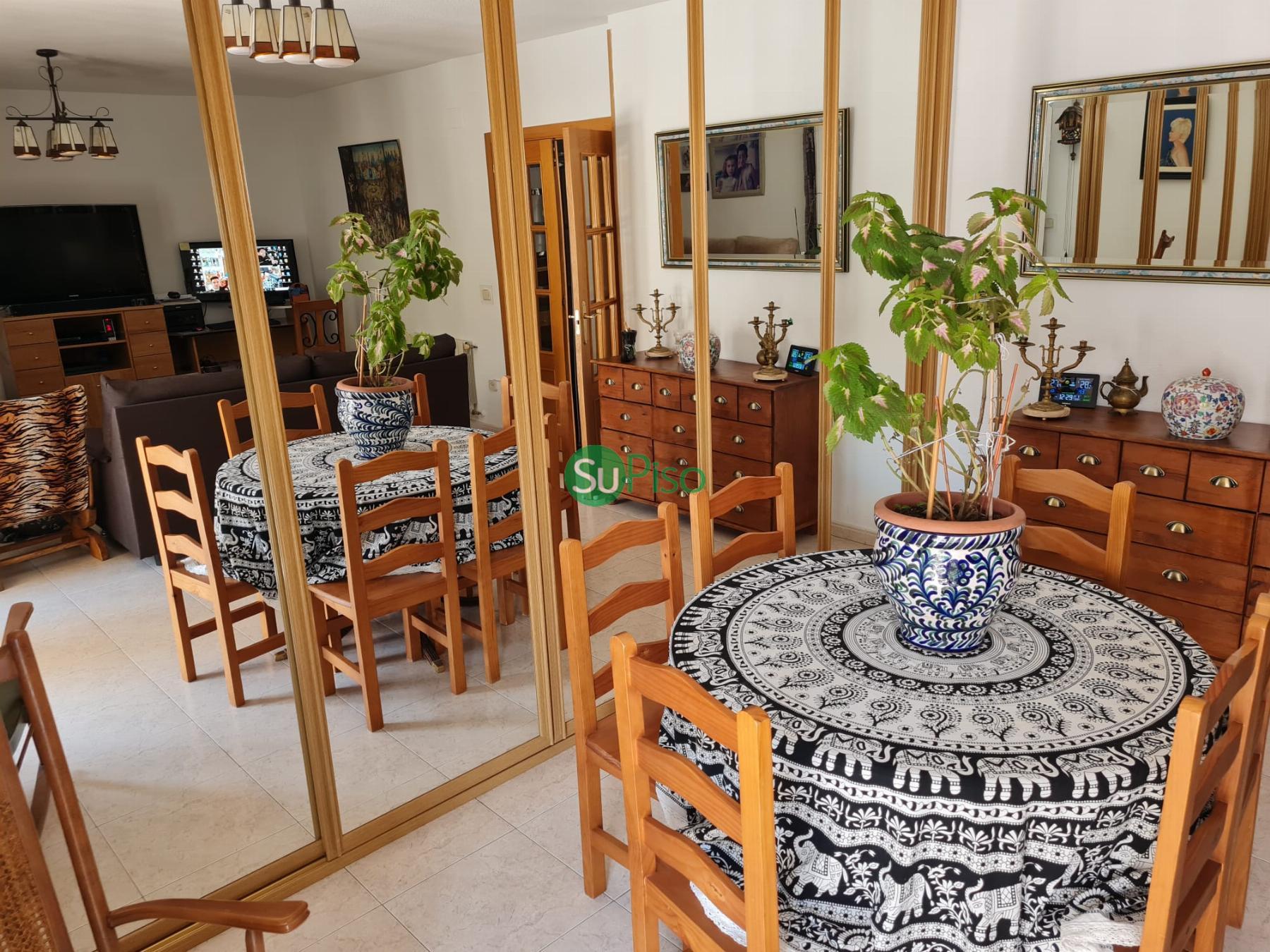 For sale of chalet in Yeles