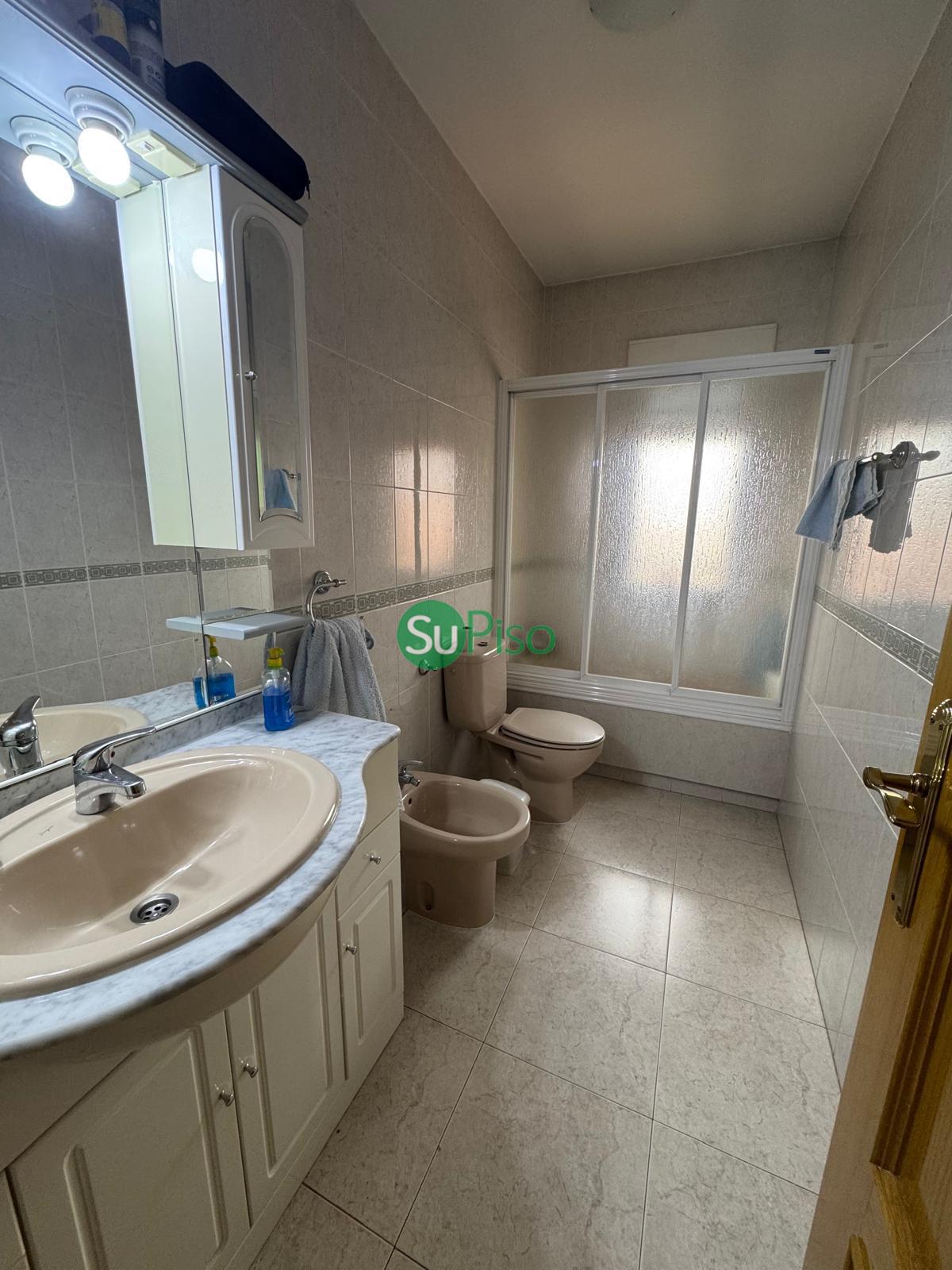 For sale of chalet in Yeles