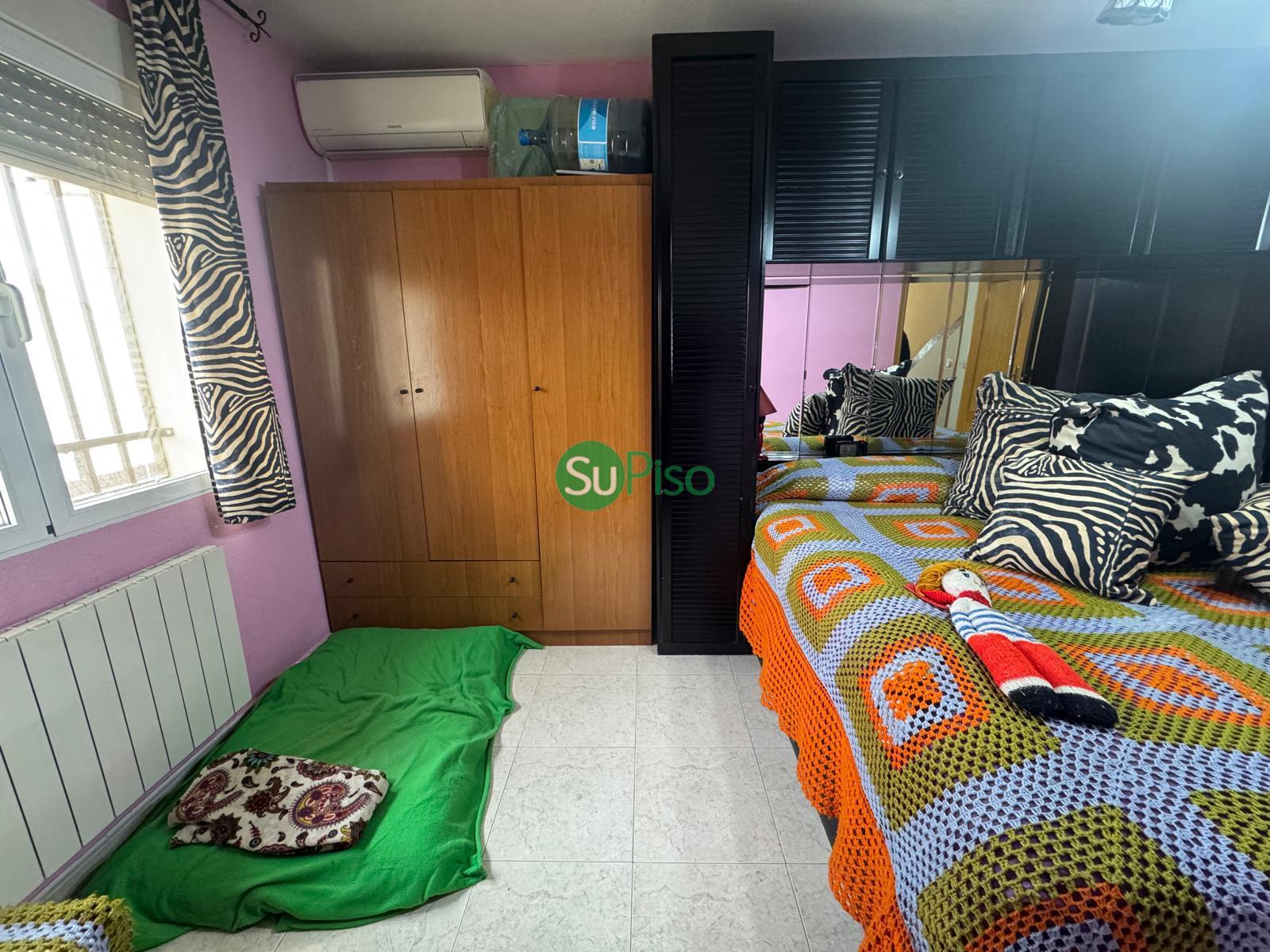For sale of chalet in Yeles