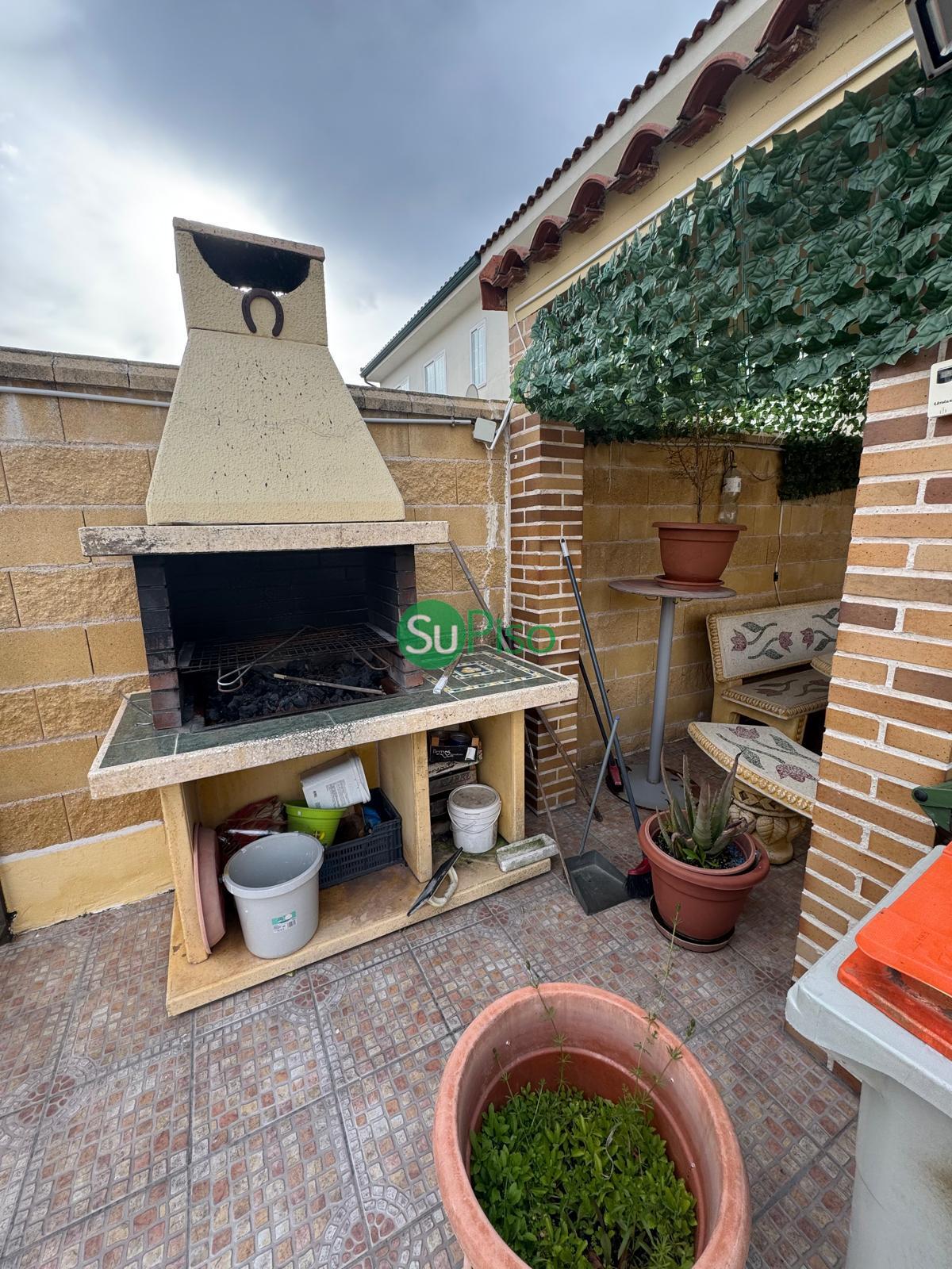 For sale of chalet in Yeles