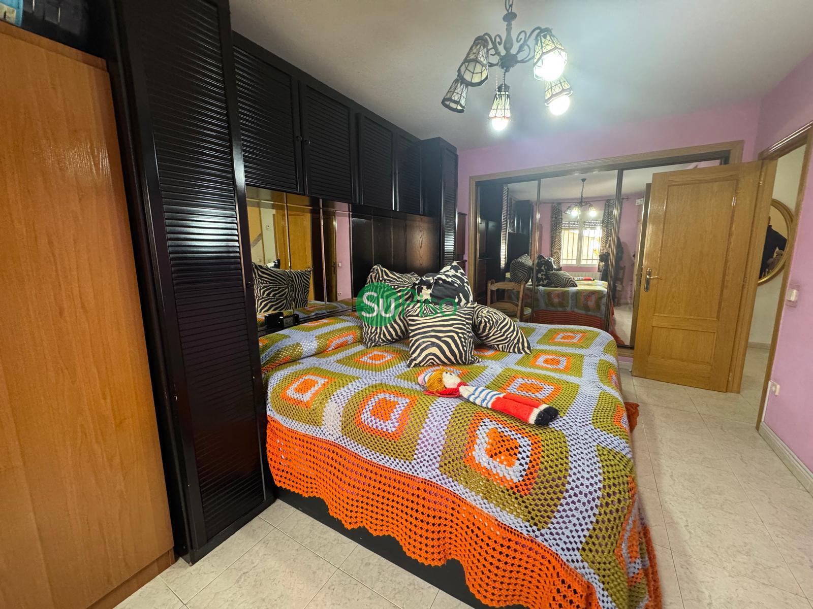 For sale of chalet in Yeles