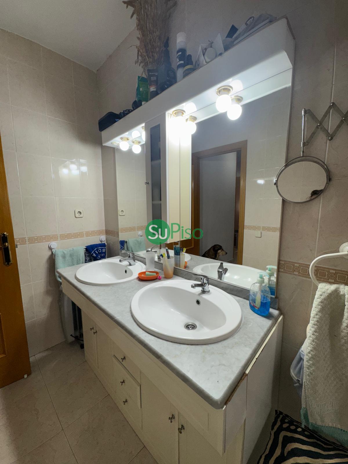 For sale of chalet in Yeles