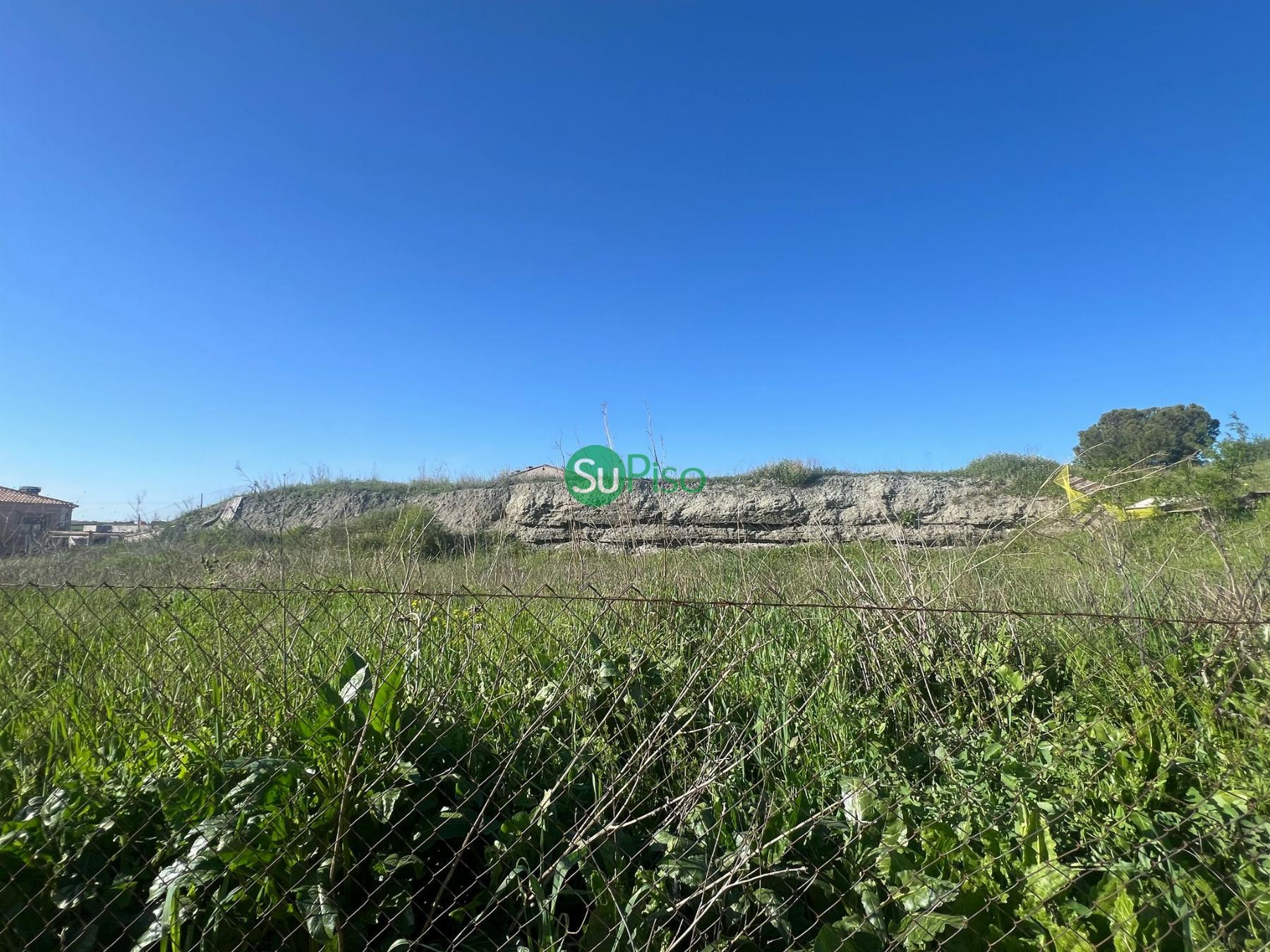 For sale of land in Yeles