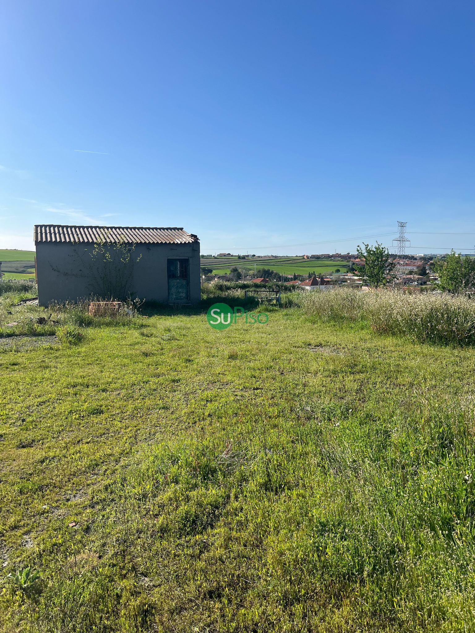 For sale of land in Yeles