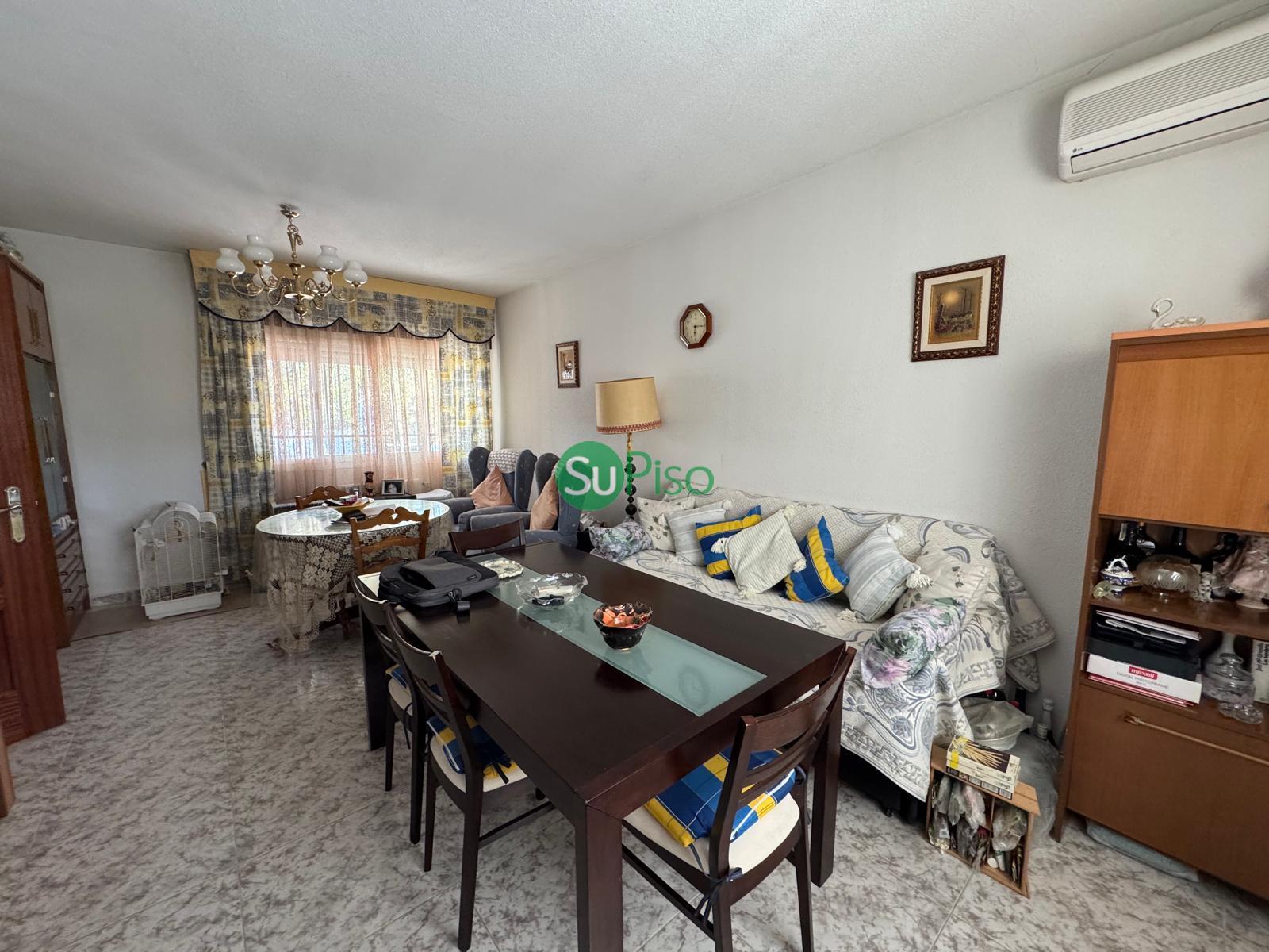 For sale of house in Cedillo del Condado