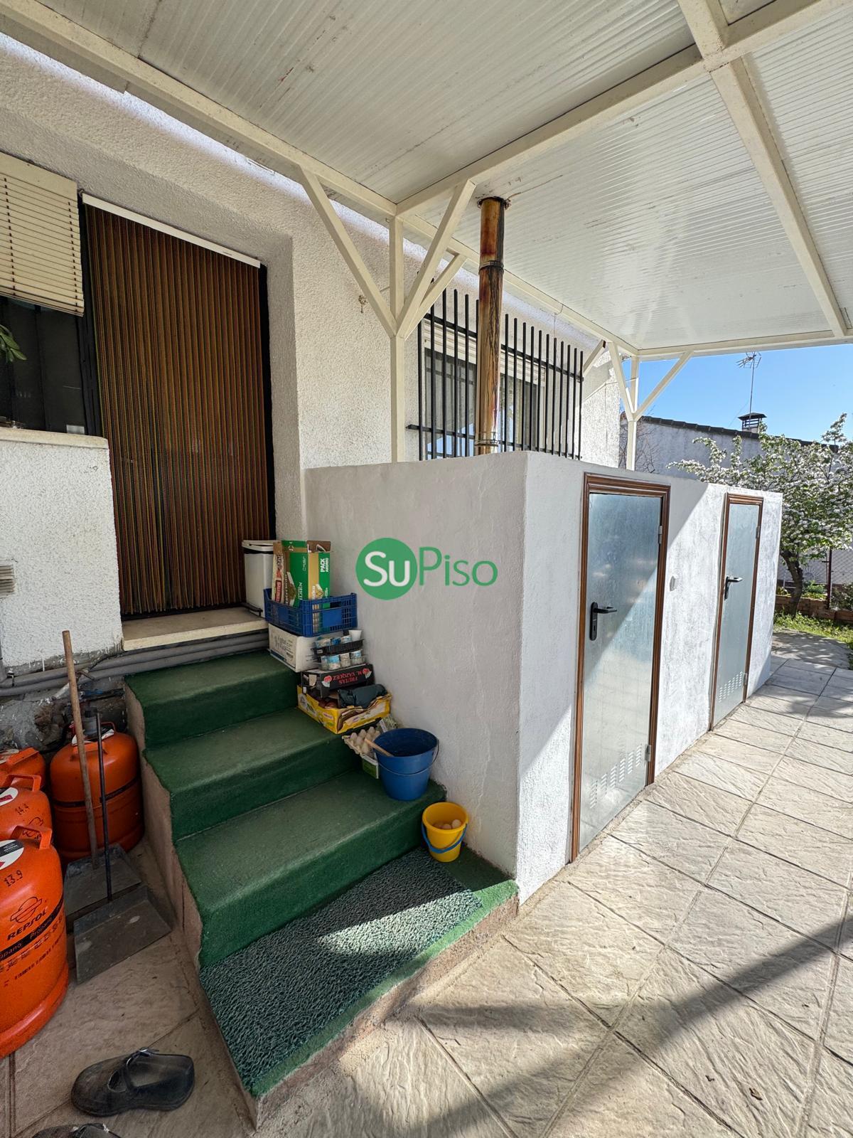 For sale of house in Cedillo del Condado