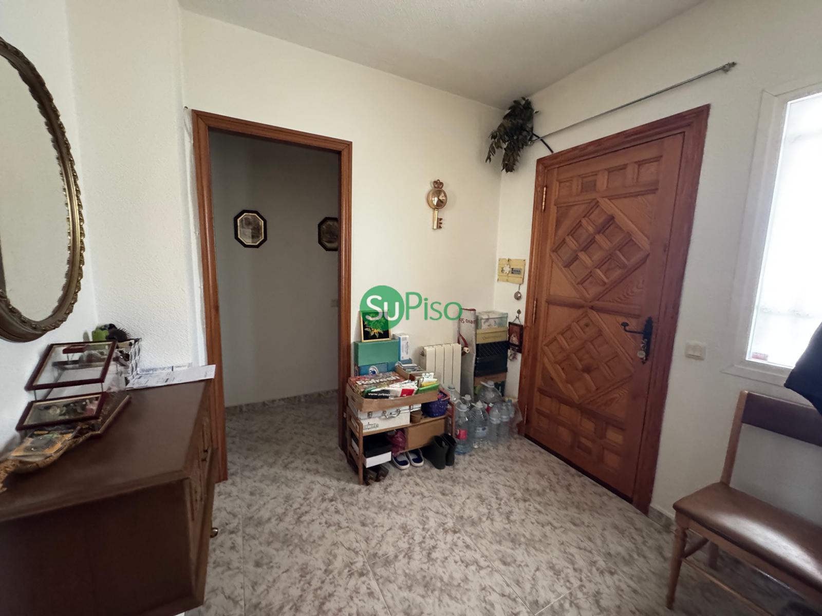 For sale of house in Cedillo del Condado