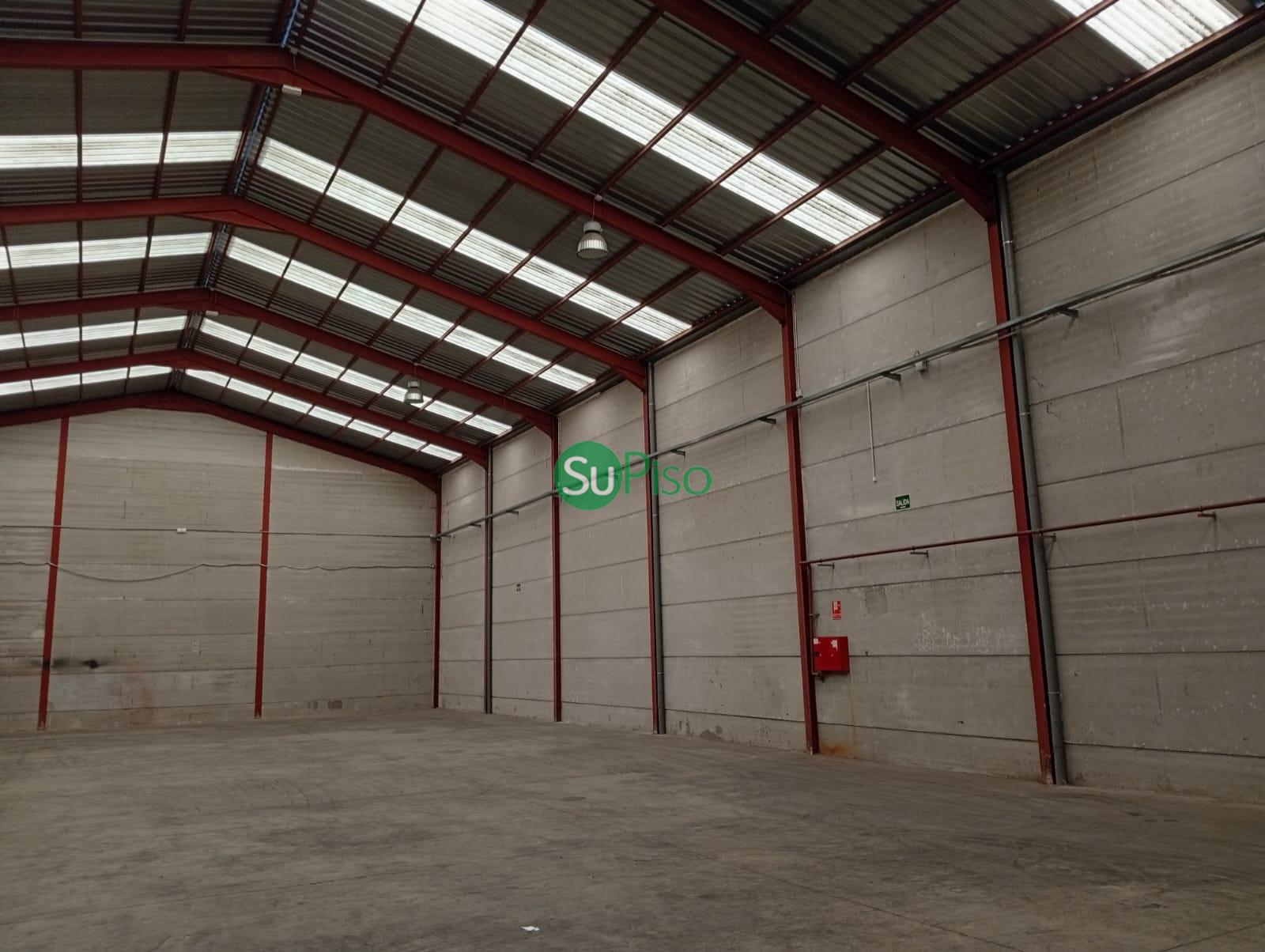 For sale of industrial plant/warehouse in Yeles