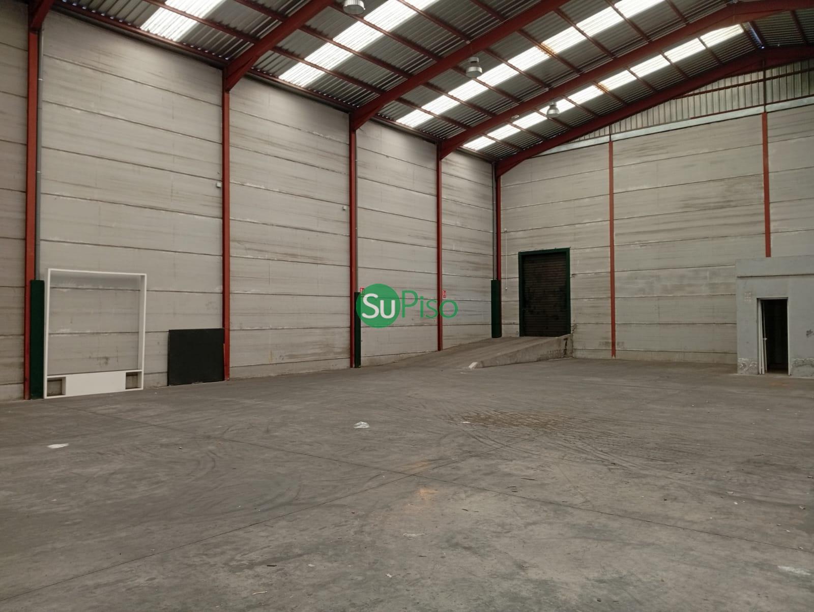 For sale of industrial plant/warehouse in Yeles