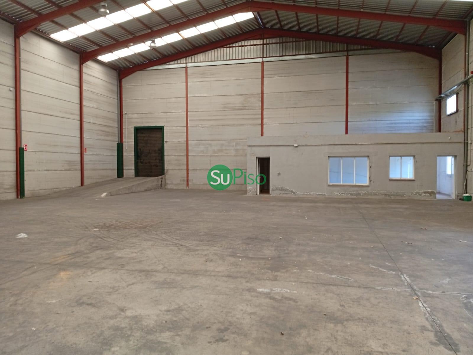 For sale of industrial plant/warehouse in Yeles