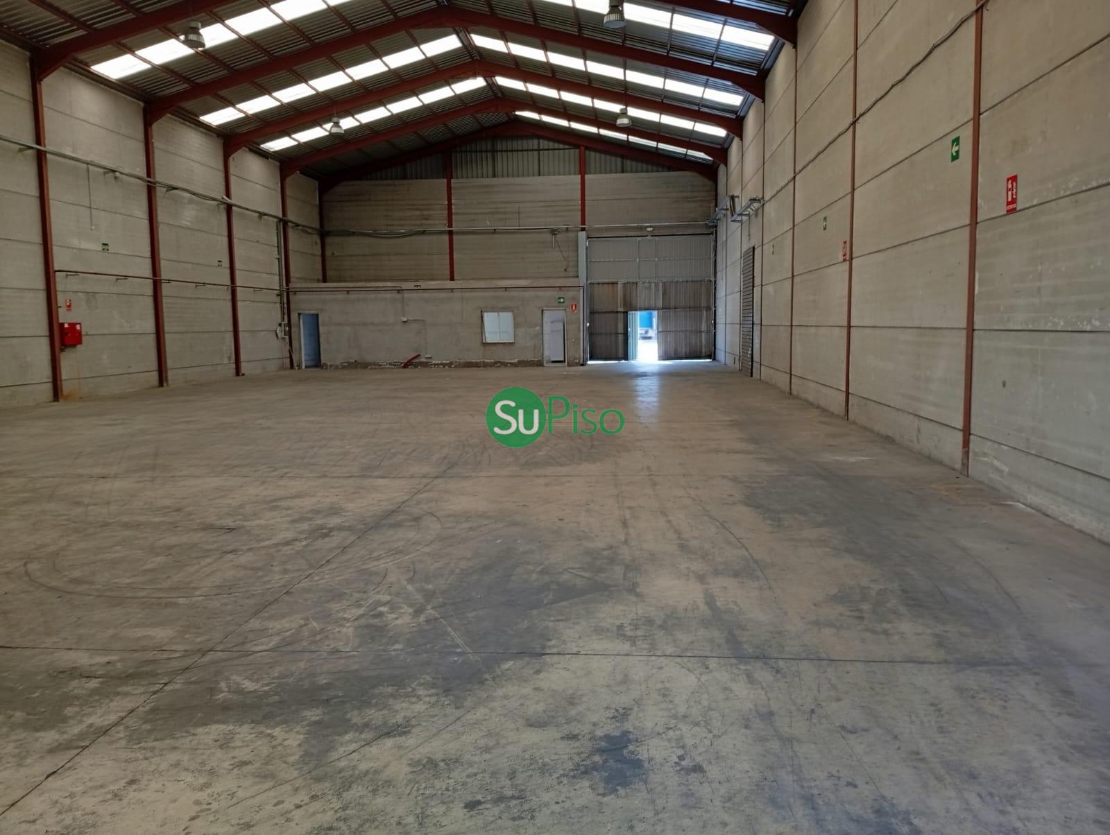 For sale of industrial plant/warehouse in Yeles