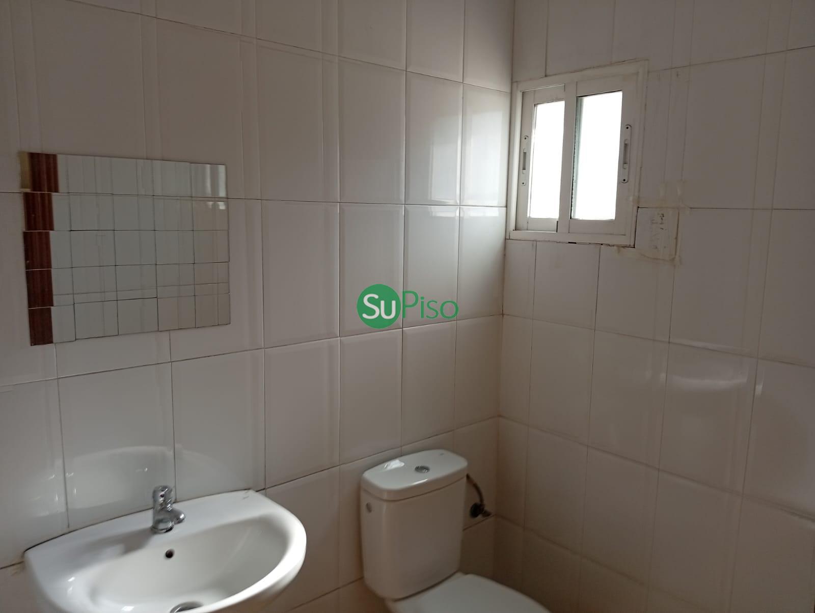 For sale of industrial plant/warehouse in Yeles