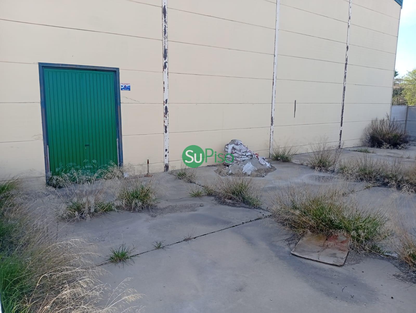 For sale of industrial plant/warehouse in Yeles