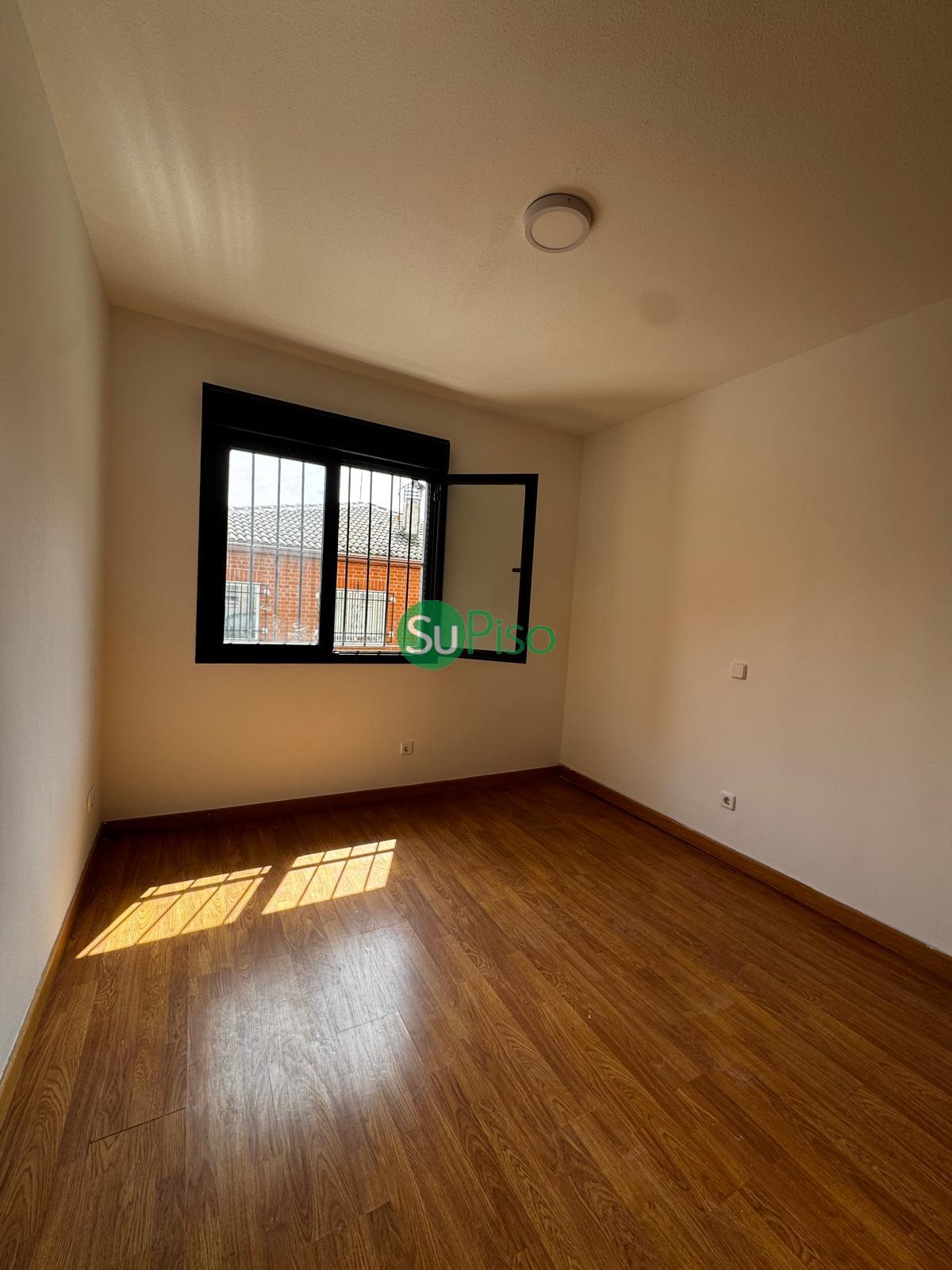 For sale of flat in Fuensalida