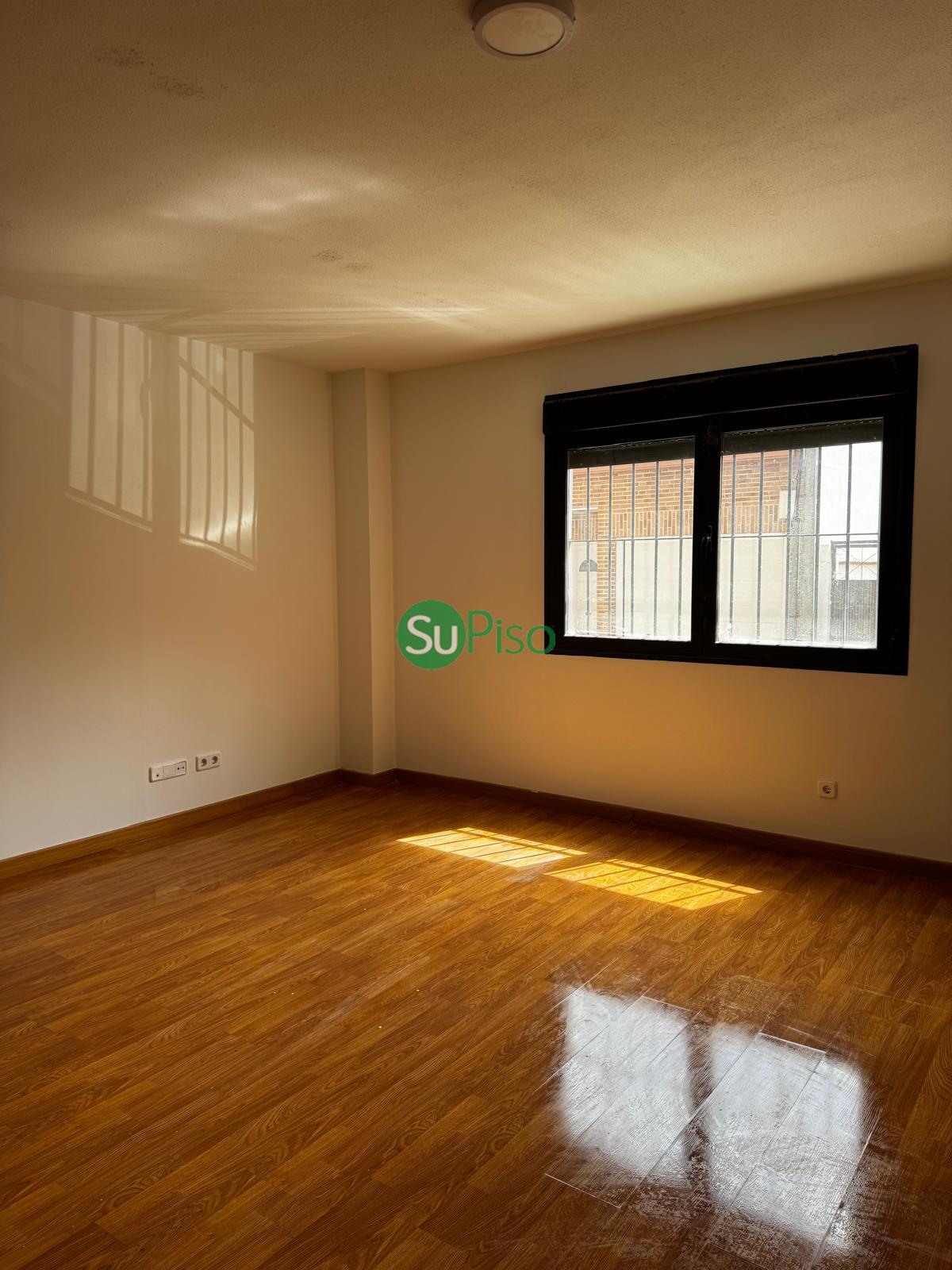 For sale of flat in Fuensalida