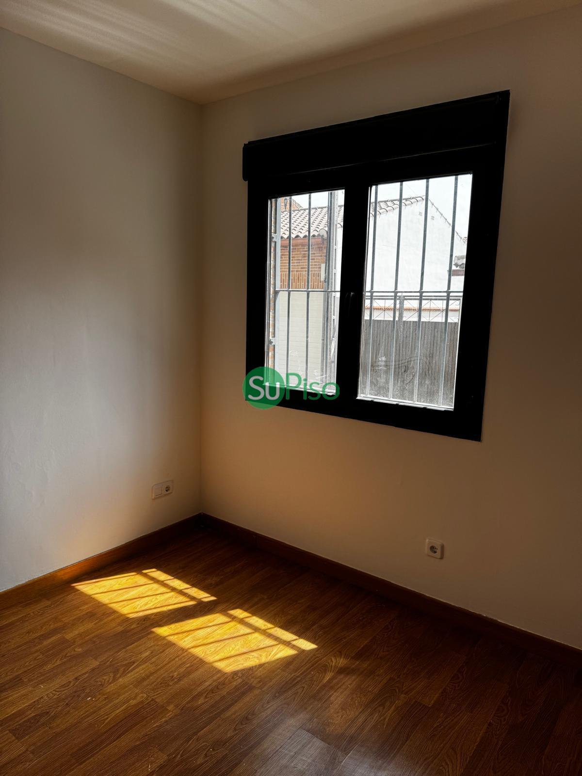 For sale of flat in Fuensalida